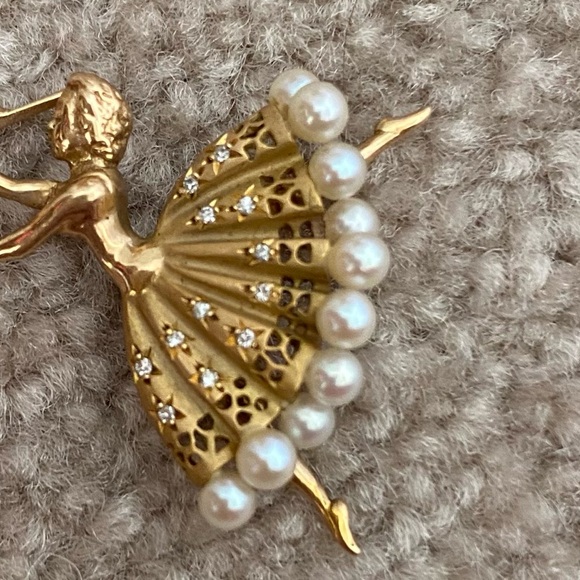 Vintage 14k Pearl & Diamond Ballerina Charm - Picture 2 of 11